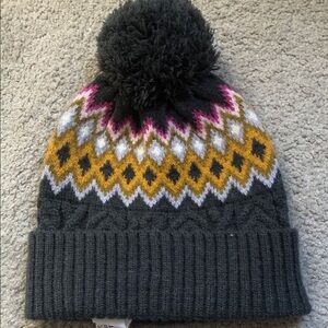 Cozy Knit Pom-Pom Beanie Zara hat NWT